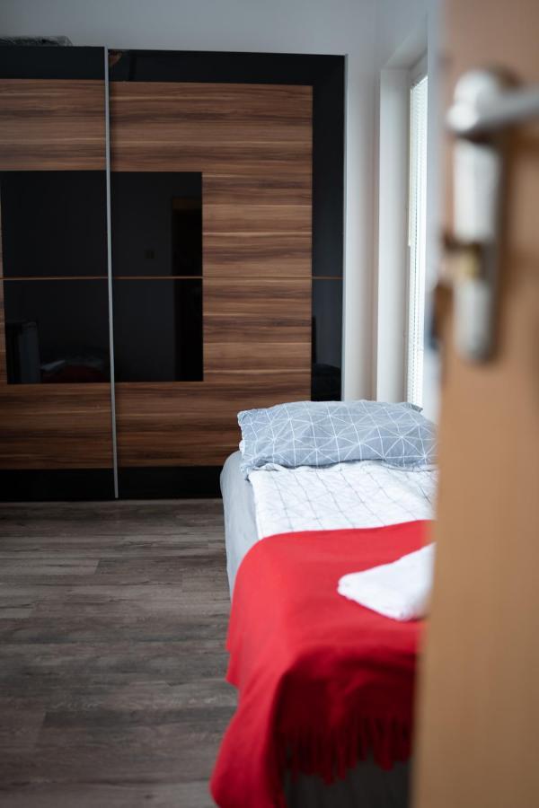 Nad Pizzeria Homestay Poznan